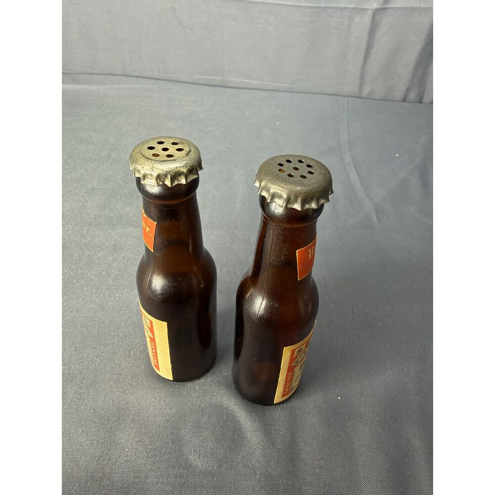 Vintage Budweiser Salt & Pepper Shaker Miniature Glass Bottles - Picture 4 of 7